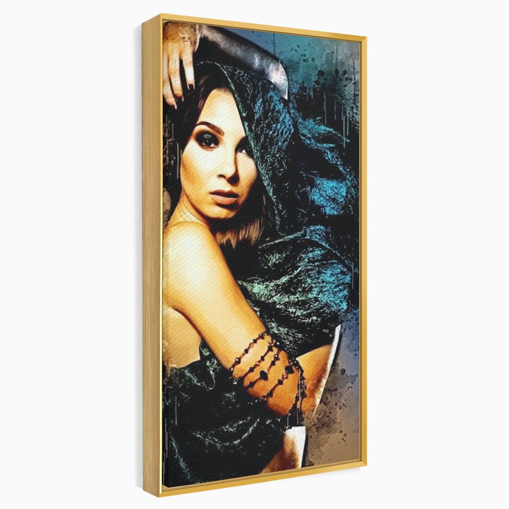 Tablou canvas cu tablou canvas portret femeie misterioasa, in rama de aluminiu auriu